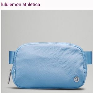 lululemon aero blue belt bag